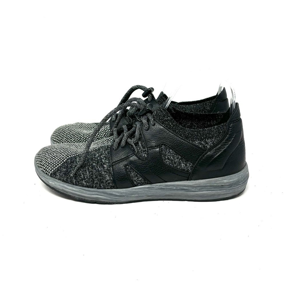 Earth Sneakers